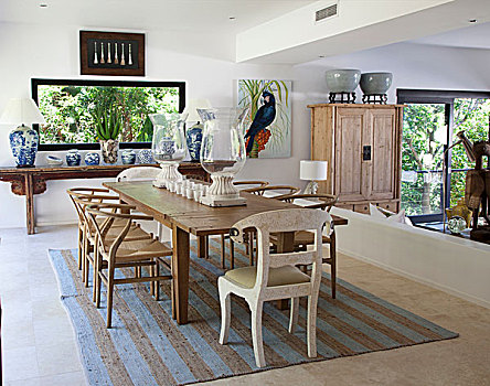 长,木质,餐桌,经典,椅子,条纹,地毯,室内,区域,分开,矮墙