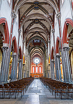 教堂中殿,穿过,合唱团,大教堂,哥特式建筑,韦尔切利,意大利,欧洲