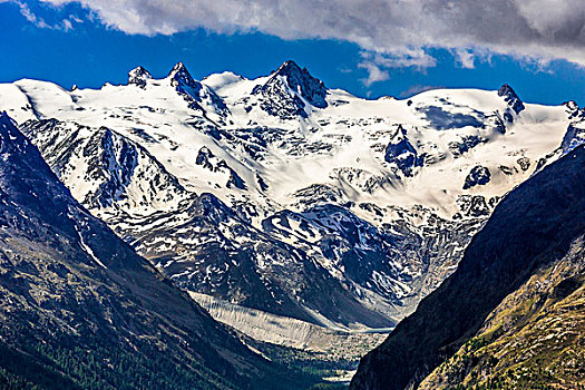 生动,风景,雪,山,阿尔卑斯山,晴天,靠近,圣莫里茨,瑞士