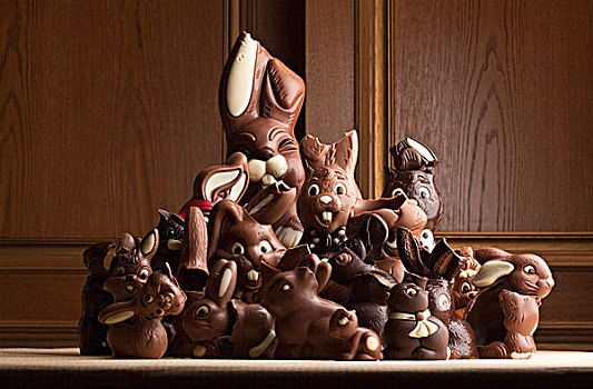 堆积,不同,复活节巧克力兔