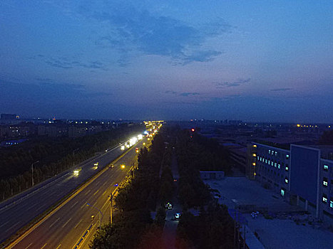 郑州市大河路夕阳景色