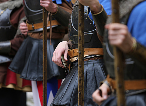 中世纪士兵着装图片