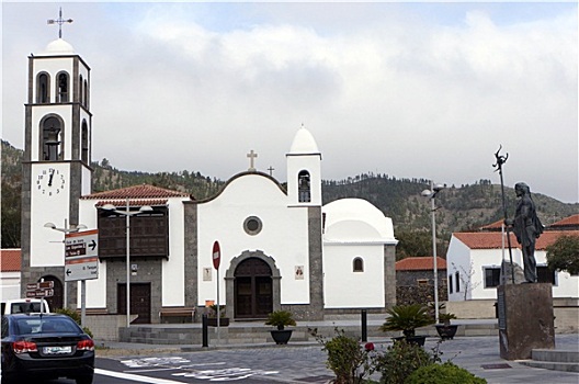 教会,圣地亚哥