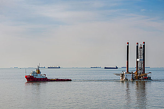 胜利油田海上油区风光