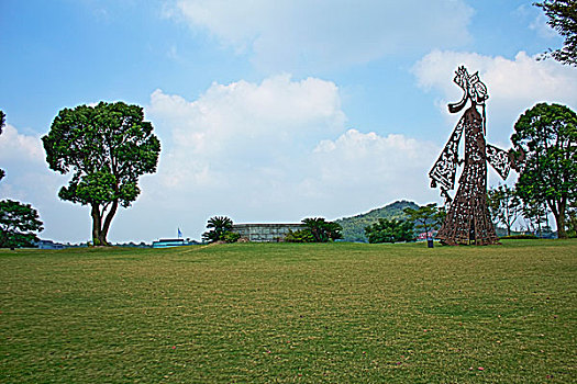 上海佘山月湖雕塑公园风光