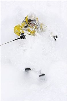 屈膝旋转式滑雪,大雪山国家公园,北海道,日本