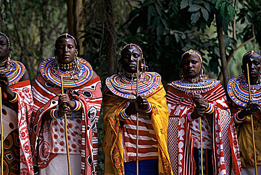 肯尼亚,安伯塞利国家公园,马萨伊,舞者,女人