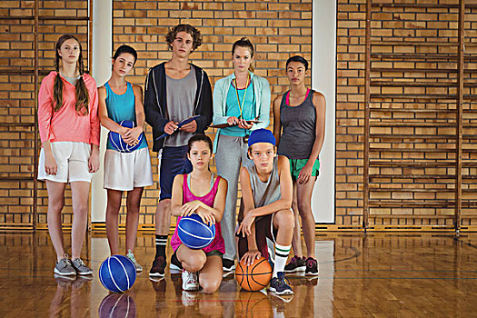 高中,儿童,篮球,站立,一起,篮球场,头像
