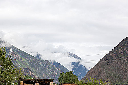 西藏,云海,雪山,玛尼堆