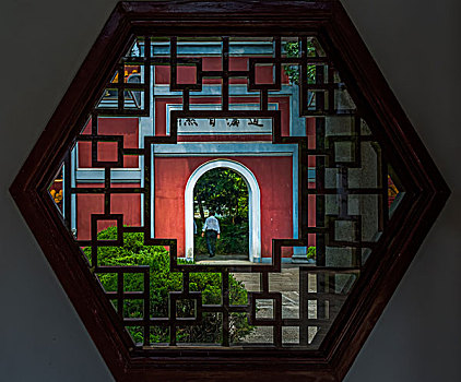 木雕,民居,红窗,古建筑,传统文化,红墙,信徒,窗子,门