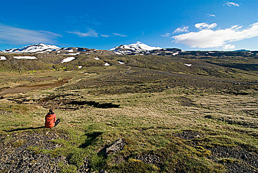 游客,坐,土地,山脉,背景,国家公园,冰岛