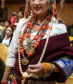 藏族饰品,寺庙,民俗