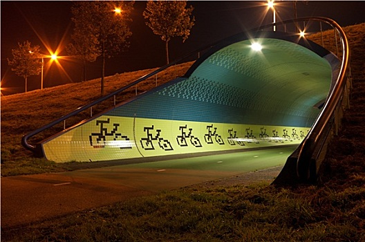 隧道,自行车