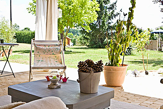 桶,松果,庭院桌,花园