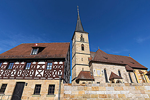 教区教堂,中间,弗兰克尼亚,巴伐利亚,德国,欧洲