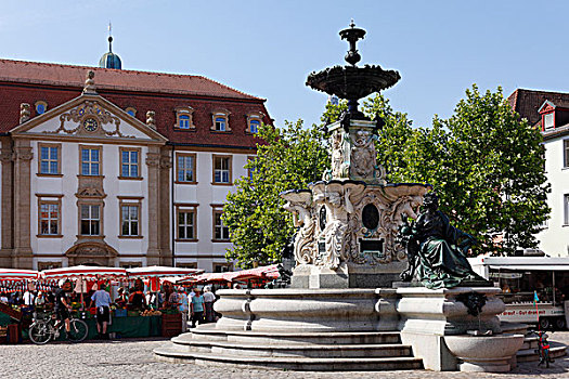 喷泉,马尔克特广场,广场,弗兰克尼亚,巴伐利亚,德国,欧洲