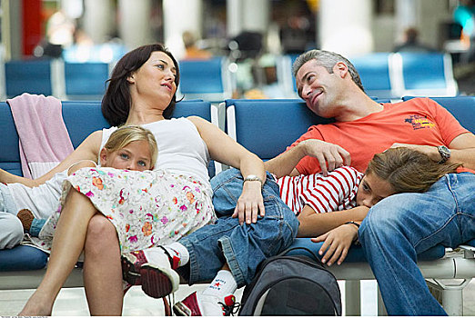 家庭,睡觉,机场,等候区