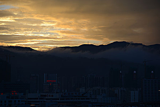 雨后天空