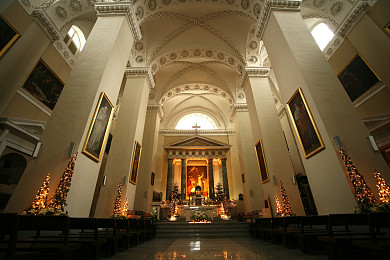 圣安布罗焦教堂图片