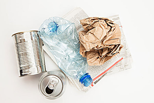 塑料制品,纸,金属,垃圾