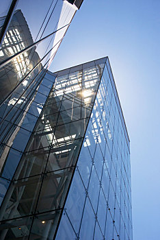 商业建筑玻璃外墙