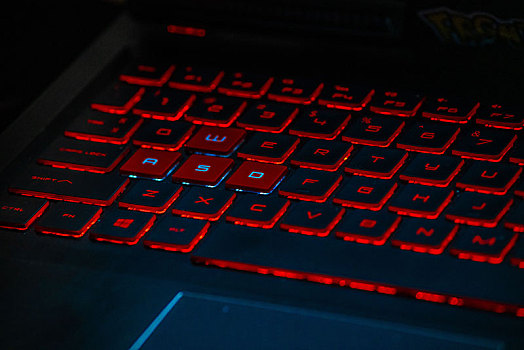 数码,笔记本,极客,黑客,硬件,科技,键盘,键盘灯,维修