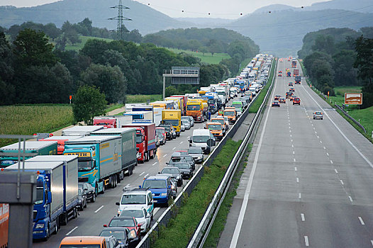 塞车,巨大,交通事故,高速公路,卡车,挤压,汽车,离开,两个,死,靠近,基希海姆,巴登符腾堡,德国,欧洲
