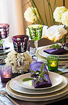 插花,茶烛,葡萄酒杯,喜庆,桌面布置