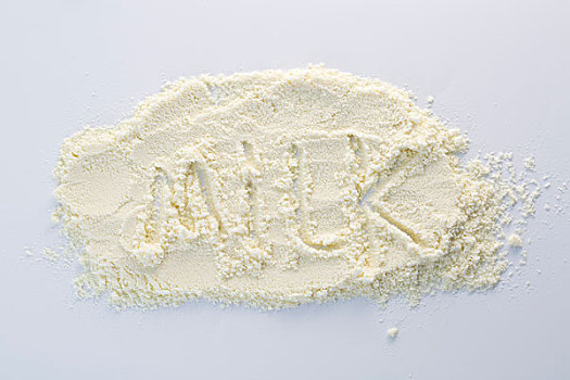 用奶粉写出的英文字母,奶粉创意