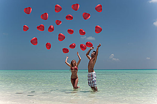 伴侣,玩,气球,海滩