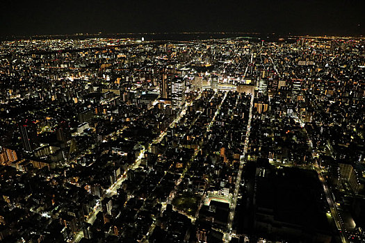 夜晚鸟瞰城市