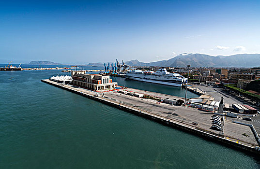 意大利西西里岛巴勒莫港
