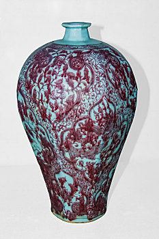 元代釉里红梅瓶陶瓷器皿工艺品