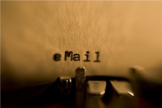 电子邮件