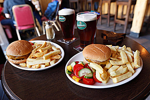 汉堡包,炸薯条,啤酒,酒吧,奥法利郡,伦斯特,爱尔兰,欧洲