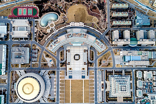 无人机航拍天津天狮集团总部,亚洲最大商用办公楼高48米,占地近2,4万平方米