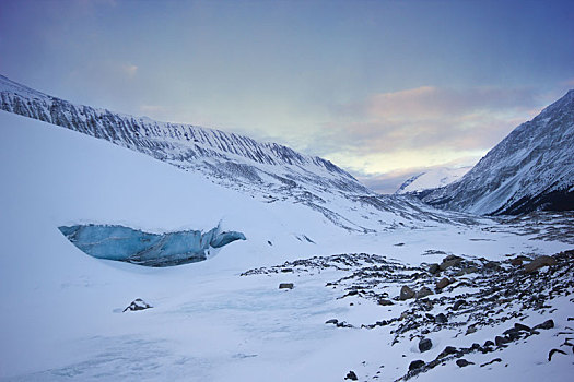 大,寒冷,蓝色,冰,洞穴,阿萨巴斯卡冰川,温和,日落,班芙国家公园,加拿大