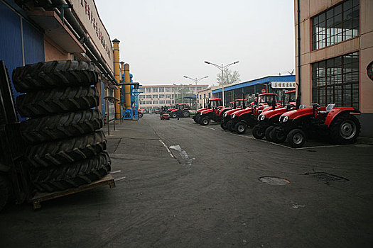 河南洛阳拖拉机厂