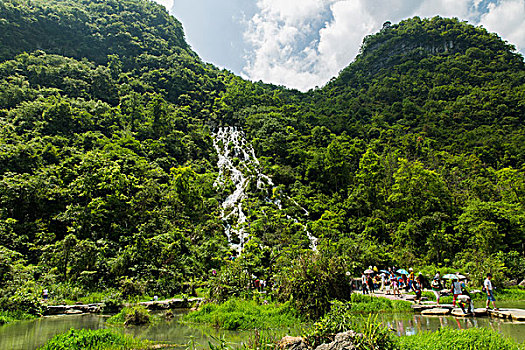 自燃山水