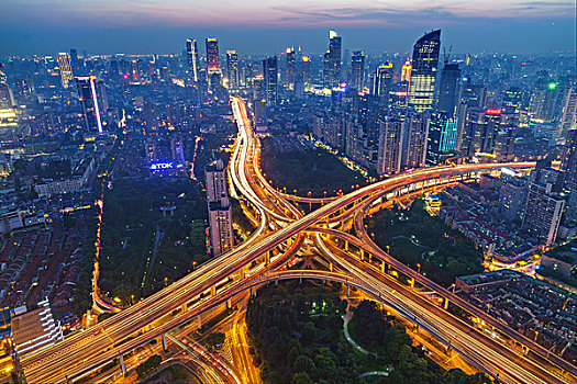 上海延安路高架快速路夜景
