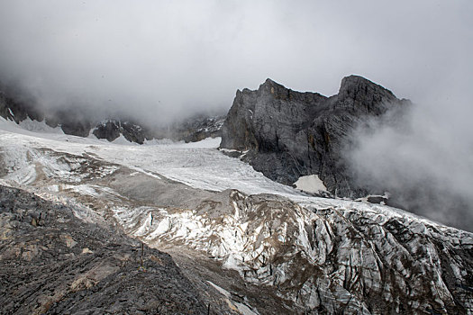 玉龙雪山