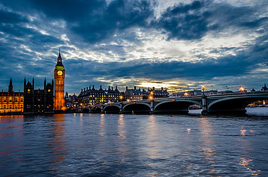 威斯敏斯特桥,塔,钟楼,大本钟,威斯敏斯特宫,泰晤士河,晚上,灯,伦敦,区域,英格兰,英国,欧洲