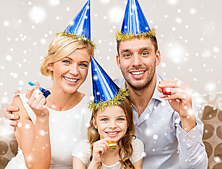 庆贺,家庭,休假,生日,概念,三个,微笑,女人,穿,蓝色,帽子,吹