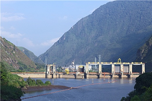 水力发电厂,厄瓜多尔