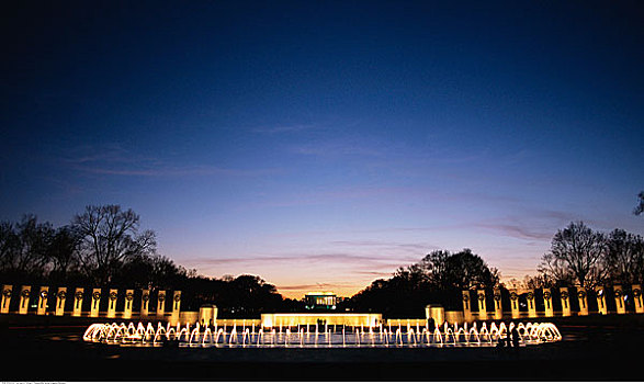 国家二战纪念碑,喷水池,黄昏,华盛顿特区
