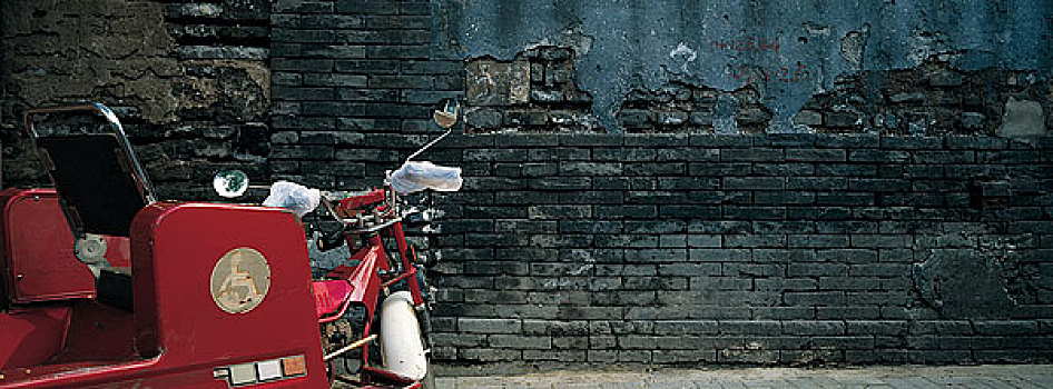 北京胡同三轮摩托车