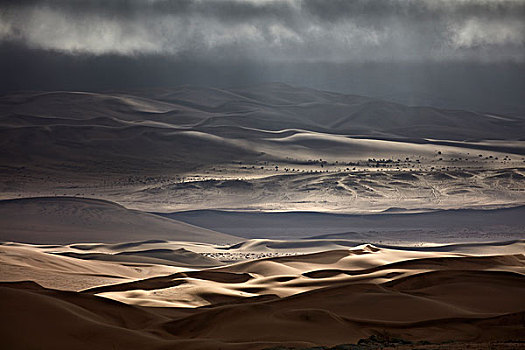 沙丘,雷雨天气