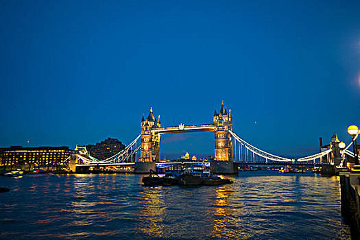 塔桥,泰晤士河,明亮,亮光,夜晚,流行,旅游胜地,伦敦,大幅,尺寸