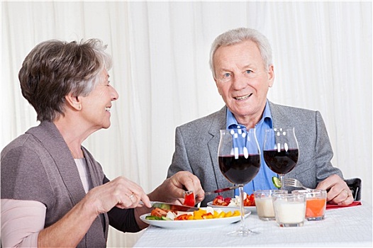 老年,夫妻,享受,餐饭,一起