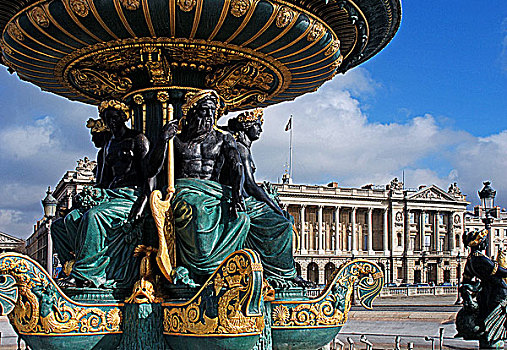 法国巴黎协和广场雕塑
